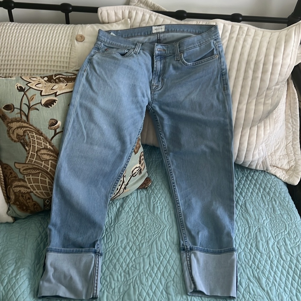 Hudson Light Blue cuff capris Jeans size 28